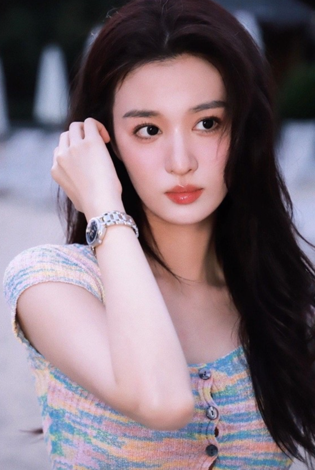 Mỹ nhân 25 tuổi được khen là bản sao của thần tiên tỷ tỷ Lưu Diệc Phi - 1 Mỹ nhân 25 tuổi được khen là bản sao của thần tiên tỷ tỷ Lưu Diệc Phi - 1