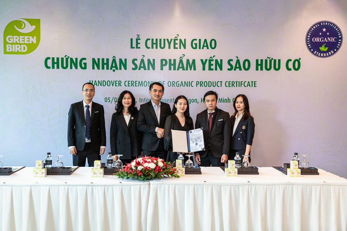 Nước yến Green Bird đạt chứng nhận sản phẩm hữu cơ - 1 Nước yến Green Bird đạt chứng nhận sản phẩm hữu cơ - 1