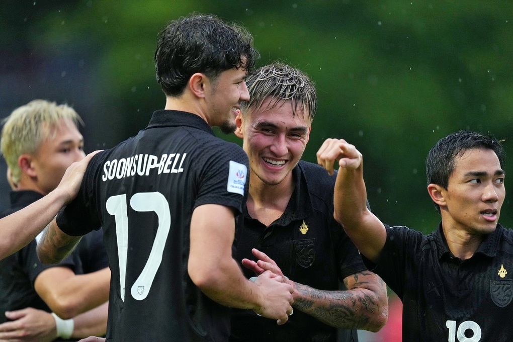 Tuyển Thái Lan thắng đậm Sri Lanka, sáng cửa giành vé dự Asian Cup 2027 - 3