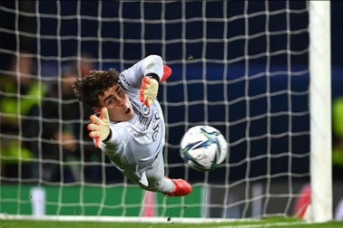 HLV Chelsea giải thích lý do dùng Kepa thay Mendy ở loạt sút luân lưu