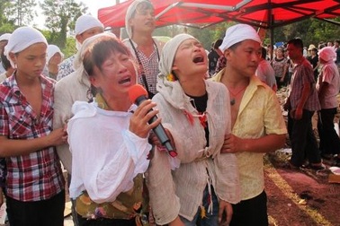 6 nhân viên quản lý đô thị bị bắt vì đánh chết người bán hàng rong