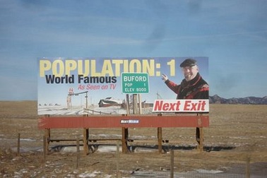 Hai người Việt mua cả một thị trấn ở Mỹ 