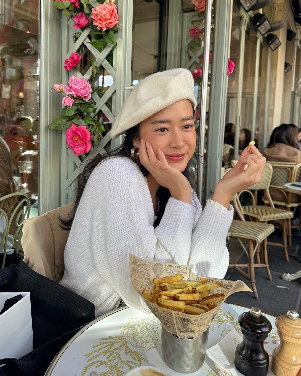 Cuộc sống sang chảnh của hot girl Việt kiều từng tham gia Người ấy là ai - 3 Cuộc sống sang chảnh của hot girl Việt kiều từng tham gia Người ấy là ai - 3