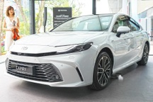 Toyota Camry 2025 ra mắt thị trường ASEAN, ngày về Việt Nam không còn xa