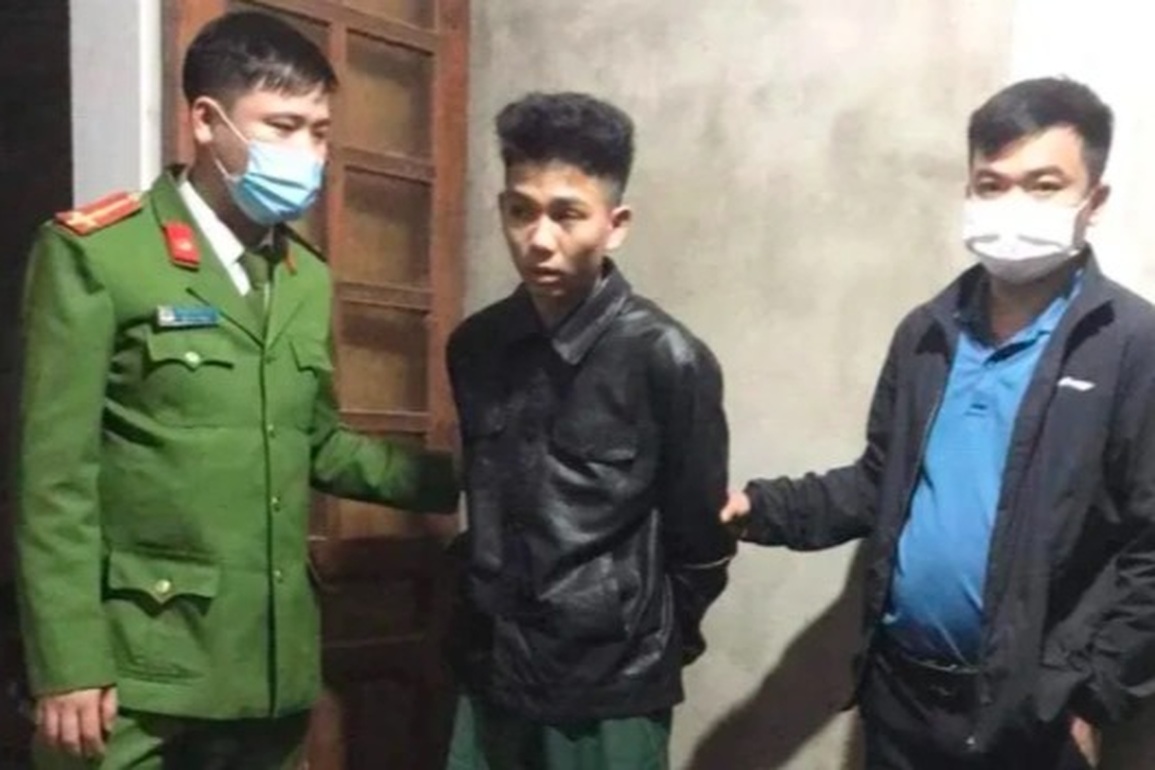 Thanh niên đâm chết người vì bị tạt đầu xe - 1 Thanh niên đâm chết người vì bị tạt đầu xe - 1