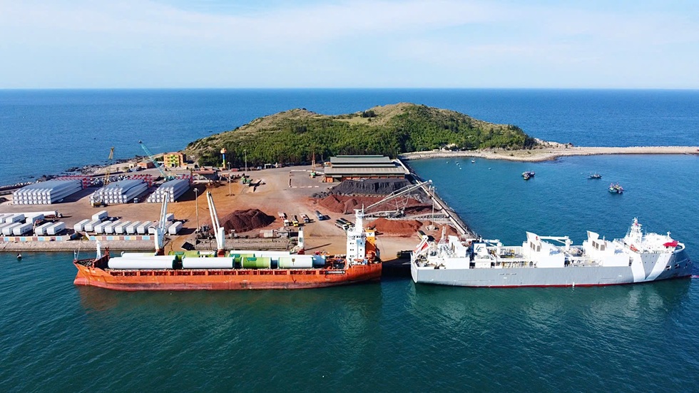 Từ vùng đất lửa đến tỉnh dự kiến có 2 sân bay, 2 cảng biển và 3 cửa khẩu - 3 Từ vùng đất lửa đến tỉnh dự kiến có 2 sân bay, 2 cảng biển và 3 cửa khẩu - 3