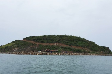 Đình chỉ dự án “xẻ thịt” đảo Hòn Rùa trên Vịnh Nha Trang