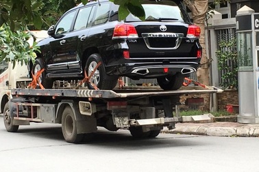 Bộ Tài chính thanh tra thuế nhập ô tô vì xe biếu tặng tăng bất thường