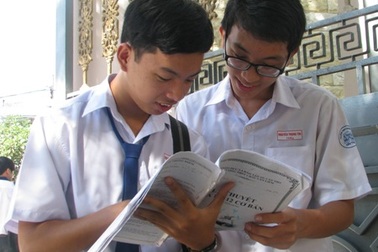 Thi tốt nghiệp nên giao cho các địa phương