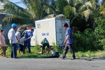 Va chạm với ô tô tải, người phụ nữ đi xe máy tử vong