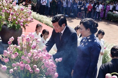 Để "bóng đen Mỹ Lai" không bao giờ lặp lại trên trái đất này!