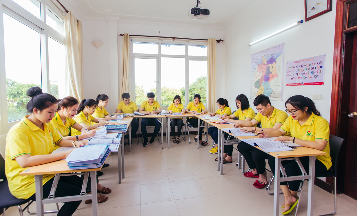 Nhìn lại chặng đường phát triển của Công ty Du lịch Văn Minh Nghệ An - 4 Nhìn lại chặng đường phát triển của Công ty Du lịch Văn Minh Nghệ An - 4