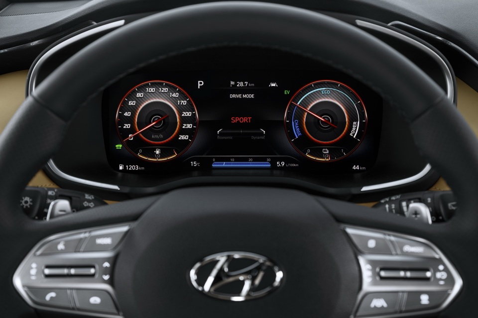 Lộ diện Hyundai Santa Fe 2021 - Dùng tiểu xảo để gia tăng kích thước - 11 Lộ diện Hyundai Santa Fe 2021 - Dùng tiểu xảo để gia tăng kích thước - 11