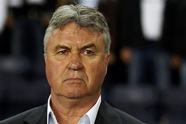 “Thầy phù thủy” Guus Hiddink sắp giã từ sự nghiệp huấn luyện