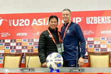 HLV Hoàng Anh Tuấn: "U20 Việt Nam sẵn sàng đối đầu với Australia"