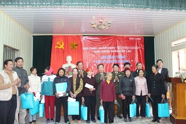 Sắc Ngọc Khang mang Tết cho người nghèo