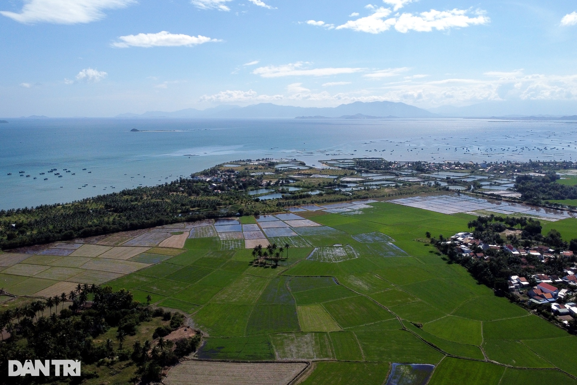 Khu vực đề xuất làm sân bay 7.000 tỷ đồng ở Vân Phong - 5 Khu vực đề xuất làm sân bay 7.000 tỷ đồng ở Vân Phong - 5