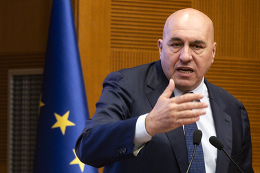 Quan chức nước thành viên NATO: Ukraine không đủ sức giành lại lãnh thổ