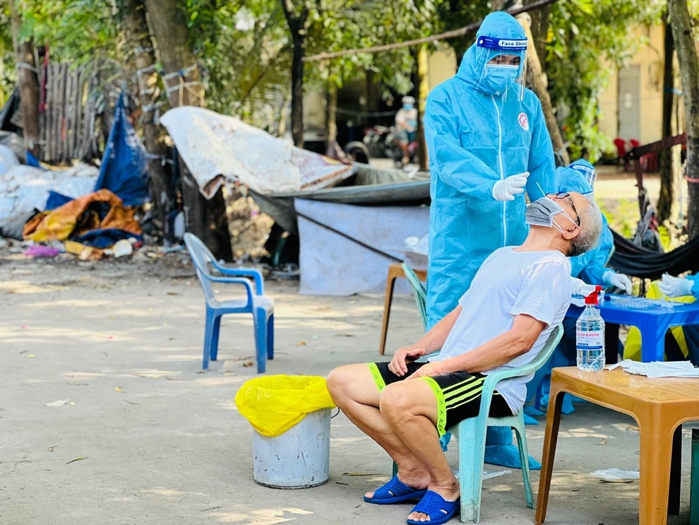 TPHCM phát hiện 9 ổ dịch cộng đồng trong một ngày tại 2 xã - 1 TPHCM phát hiện 9 ổ dịch cộng đồng trong một ngày tại 2 xã - 1