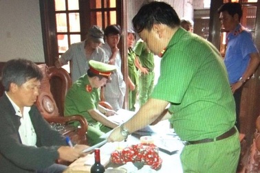 Vợ chồng giám đốc lừa đảo hơn 40 tỷ đồng