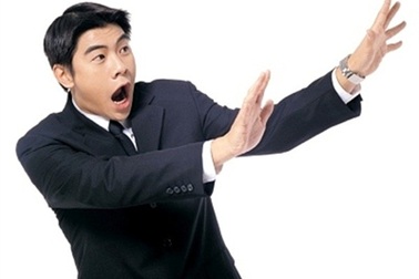 Bí mật ớn lạnh của nam nhân viên tín dụng: "Đổi tình lấy tiền"