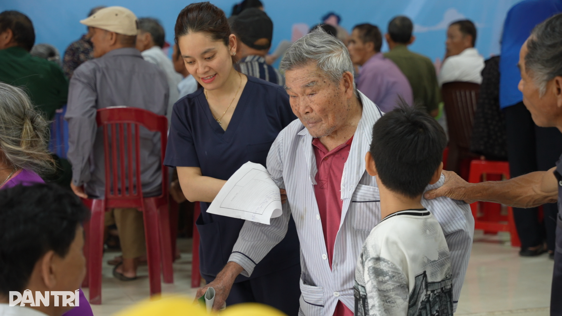 Một tinh thần thép, trái tim can trường đã dâng trọn tuổi xuân cho đất nước - 3 Một tinh thần thép, trái tim can trường đã dâng trọn tuổi xuân cho đất nước - 3