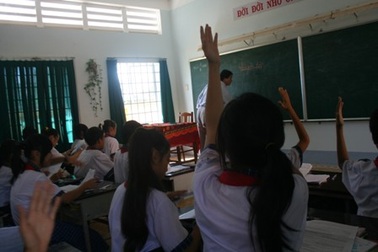 Sở GD-ĐT TPHCM: “Sẽ ngăn chặn việc học sinh uống thuốc gây nghiện”