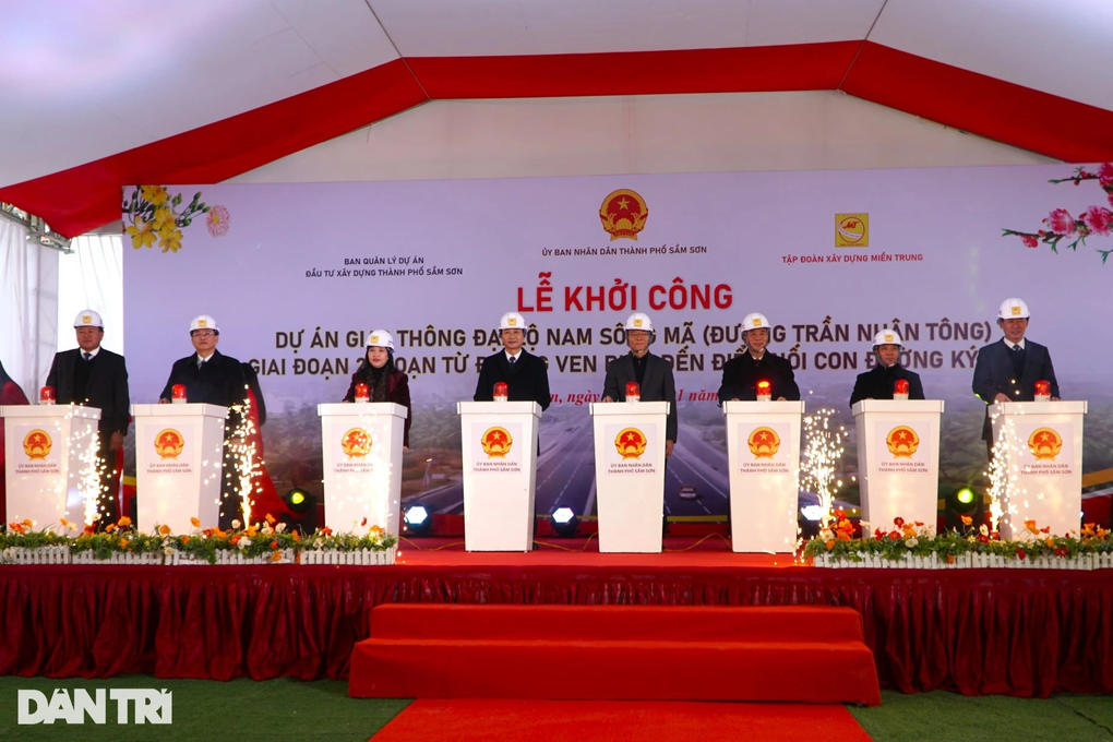 Đầu tư hơn 330 tỷ đồng mở rộng gần 2km đại lộ ở Sầm Sơn - 1 Đầu tư hơn 330 tỷ đồng mở rộng gần 2km đại lộ ở Sầm Sơn - 1