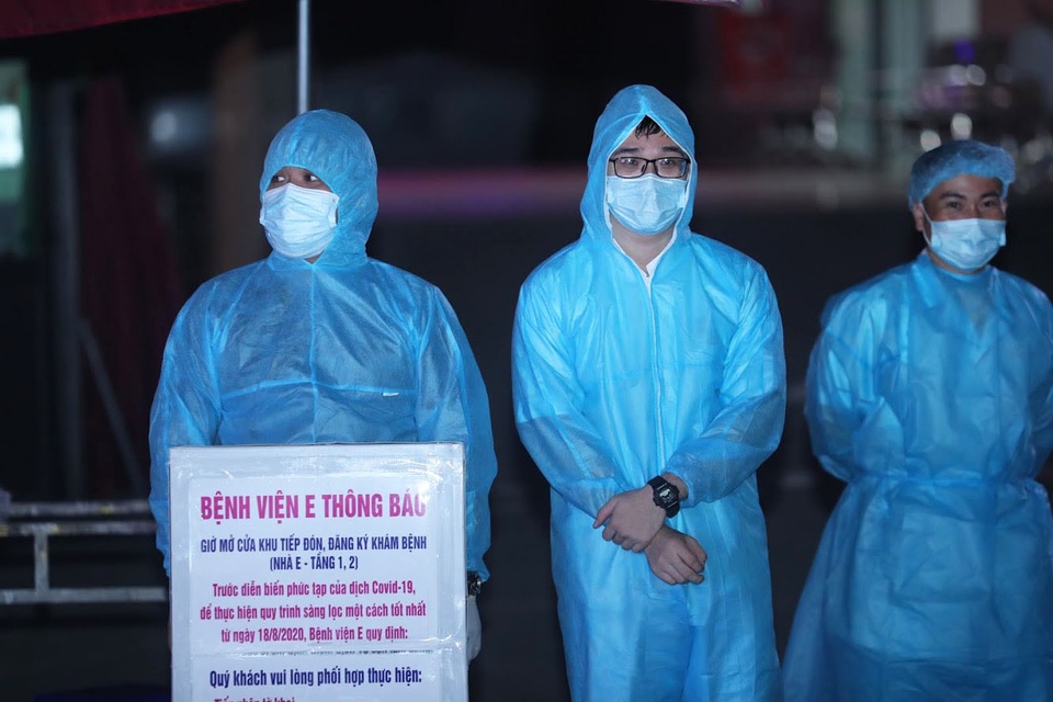 Hình ảnh đóng cửa Bệnh viện E sau khi ghi nhận ca mắc Covid-19 - 6 Hình ảnh đóng cửa Bệnh viện E sau khi ghi nhận ca mắc Covid-19 - 6