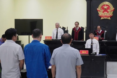 Hai cha con chủ nhà máy xử lý rác thải có tiếng ở Cà Mau lĩnh 14 năm tù