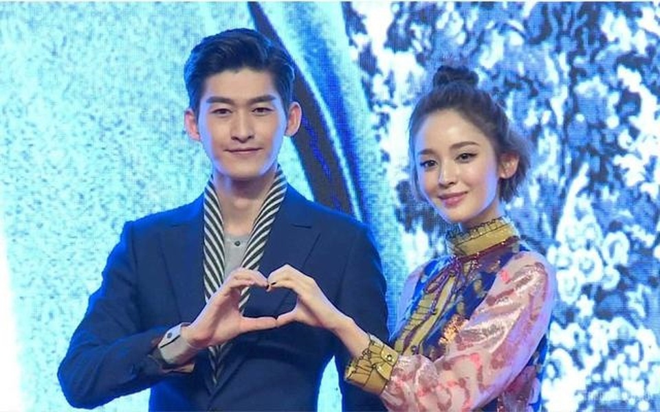 Cổ Lực Na Trát: Mỹ nhân Tân Cương diễn xuất nhạt nhoà, đời tư ồn ào - 2 Cổ Lực Na Trát: Mỹ nhân Tân Cương diễn xuất nhạt nhoà, đời tư ồn ào - 2