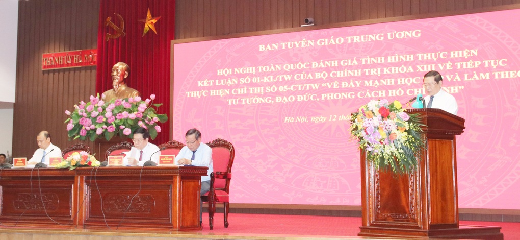 Trưởng ban Tuyên giáo Trung ương: Cán bộ phải rèn luyện đạo đức cách mạng - 1 Trưởng ban Tuyên giáo Trung ương: Cán bộ phải rèn luyện đạo đức cách mạng - 1