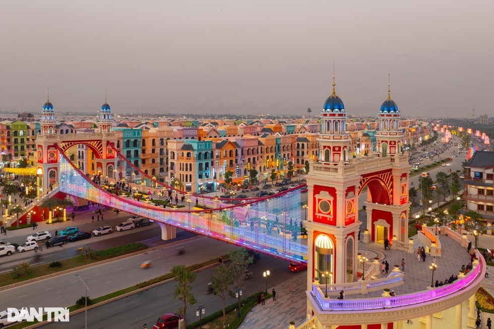 Giới trẻ Hà Nội khám phá vũ trụ giải trí độc nhất miền Bắc - 13 Giới trẻ Hà Nội khám phá vũ trụ giải trí độc nhất miền Bắc - 13