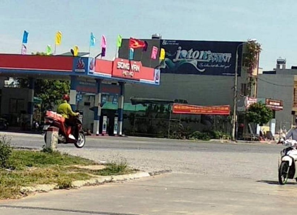 Khởi tố vụ 2 nhóm thanh niên hỗn chiến trong đêm khiến 1 người tử vong - 1 Khởi tố vụ 2 nhóm thanh niên hỗn chiến trong đêm khiến 1 người tử vong - 1