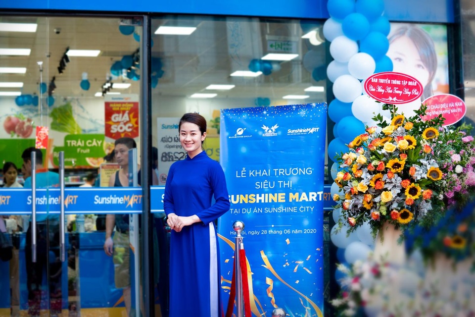 Sunshine Group mở rộng “miếng bánh” bán lẻ với việc khai trương thêm 1 siêu thị tại Tây Hồ Tây - 2 Sunshine Group mở rộng “miếng bánh” bán lẻ với việc khai trương thêm 1 siêu thị tại Tây Hồ Tây - 2