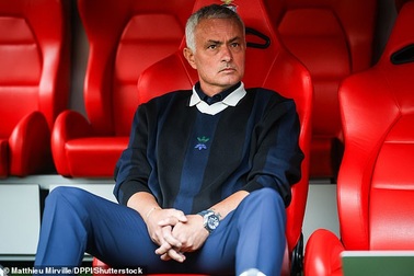 Lý do thực sự khiến HLV Mourinho bỗng dưng bị sa thải