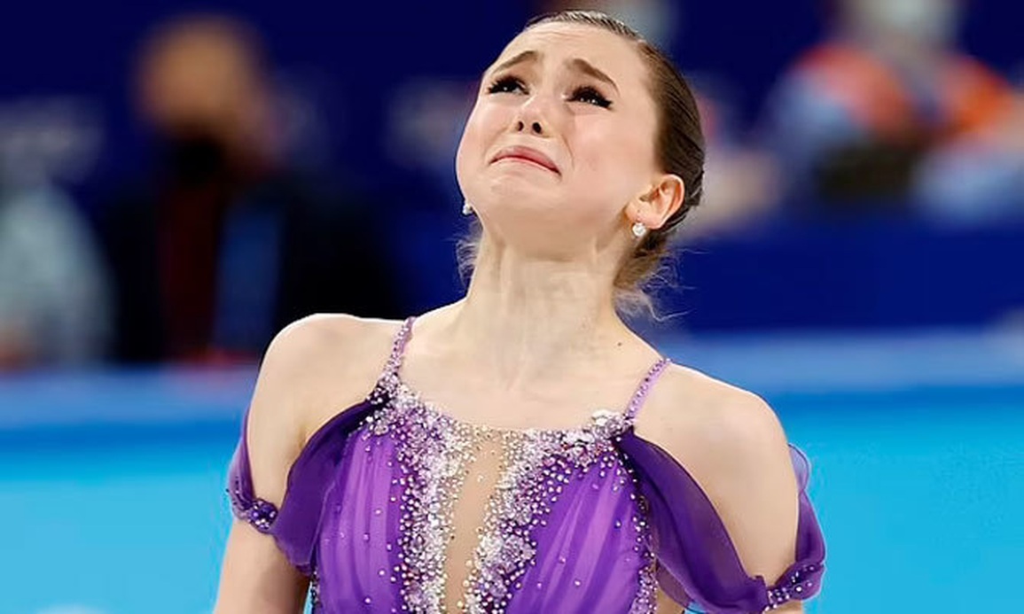 Thiên thần nước Nga khóc nức nở khi thi đấu ở Olympic - 2 Thiên thần nước Nga khóc nức nở khi thi đấu ở Olympic - 2