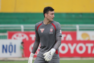 Lê Sỹ Mạnh: “Tôi không dùng dao tấn công Văn Lâm”