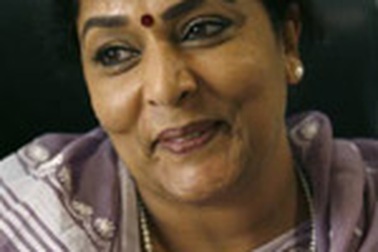 Ấn Độ: Muốn mang thai phải đăng ký