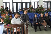 Anh em trùm vùng biên Phương “Linh hột” thoát án tử hình 