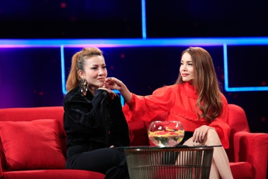 Cựu thành viên nhóm Mây Trắng lên tiếng tin đồn nghỉ hát để phẫu thuật thẩm mĩ