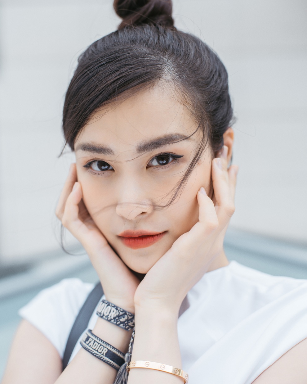 Đông Nhi, Hoàng Yến Chibi, Quân A.P hòa ca vì cộng đồng - 2 Đông Nhi, Hoàng Yến Chibi, Quân A.P hòa ca vì cộng đồng - 2