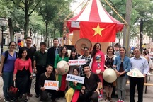 Hoạt động ý nghĩa của cộng đồng sinh viên Việt Nam tại Hà Lan