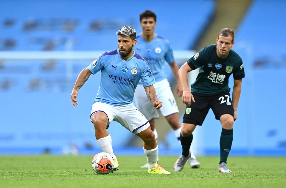 Man City trả giá đắt cho trận đại thắng trước Burnley - 2