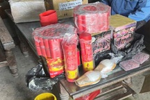 Bắt 12 đối tượng trong đường dây buôn bán pháo nổ liên tỉnh