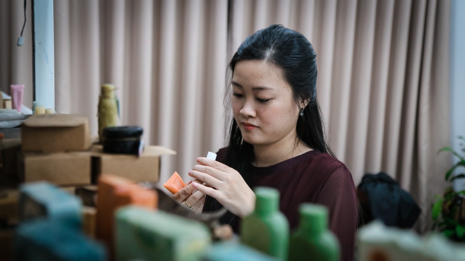 Thôi làm trợ lý, cô gái 9X kiếm 100 triệu đồng/tháng từ tiệm tạp hoá xanh - 1 Thôi làm trợ lý, cô gái 9X kiếm 100 triệu đồng/tháng từ tiệm tạp hoá xanh - 1