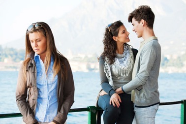 Phải lòng người yêu bạn thân