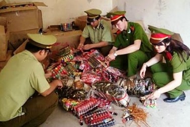 Phát hiện gần 2 tấn bánh kẹo lậu có nguồn gốc từ Trung Quốc
