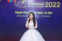 Linh Chi trở thành giám khảo trẻ nhất các mùa Sao Mai