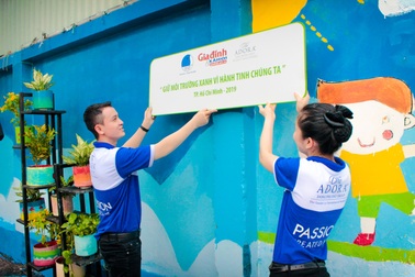 “Giữ môi trường xanh vì hành tinh chúng ta”